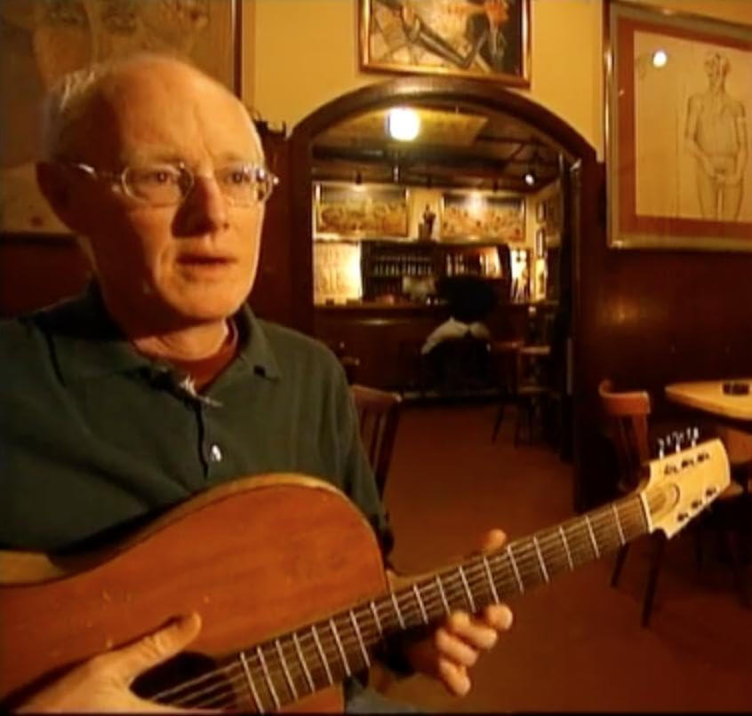 Born in Louisiana and raised in California, Dan Reeder is a creative polymath who has made Germany his home since the 1980s. As an expat artist based in Nuremberg, Reeder draws inspiration from his diverse global experiences in his prolific output of vivid